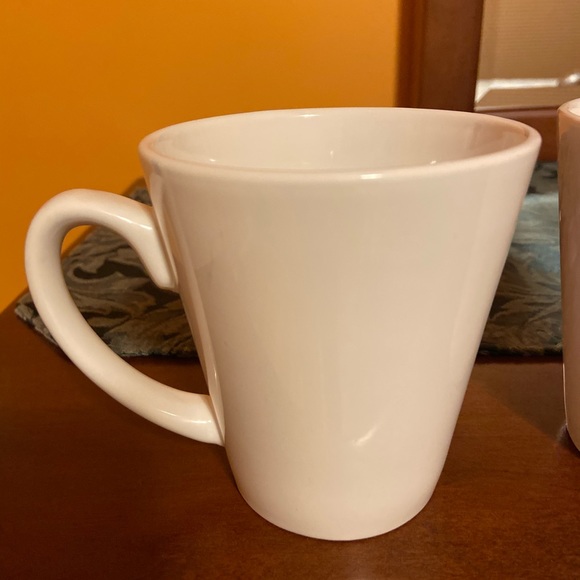 Set of Ceramic Cups - Picture 2 of 7